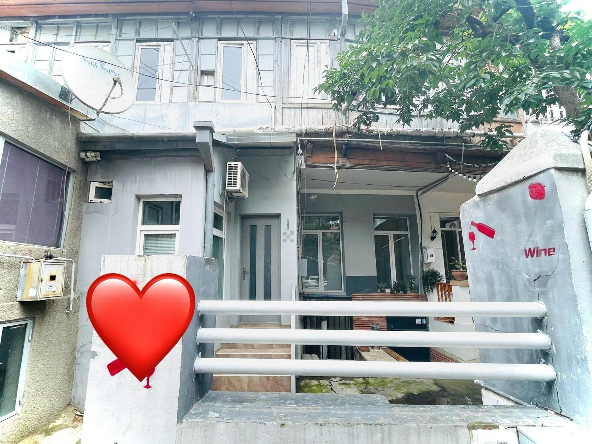 Nutsa'S Apartment In Old Tbilisi Eksteriør bilde